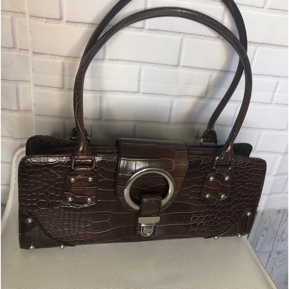 Brown Patent Leather Tote Handbag Purse LR Linear 12 Inches Long 6 Inches Tall - Picture 1 of 12